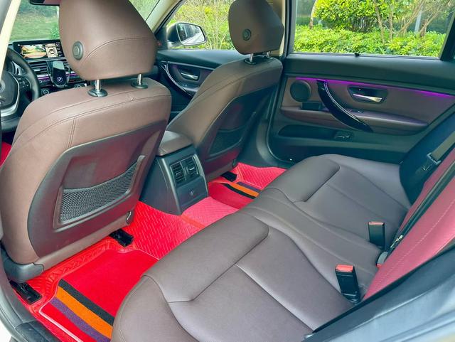 BMW 3 Series 2019 320Li Style – фото 8