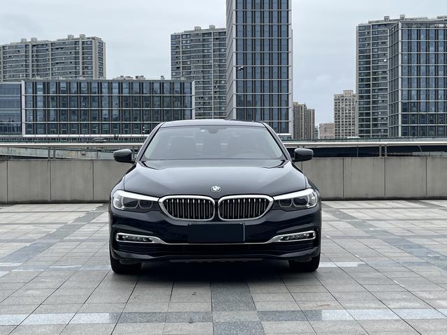 BMW 5 Series 2018 530Li Leading Luxury Package – фото 2