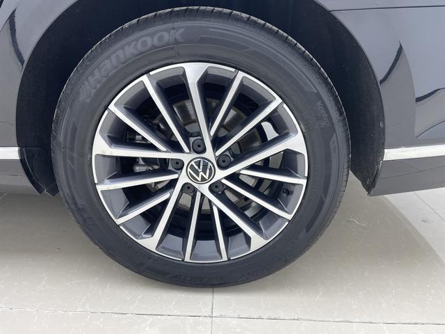 Volkswagen Magotan 2020 330TSI DSG Luxury – фото 16