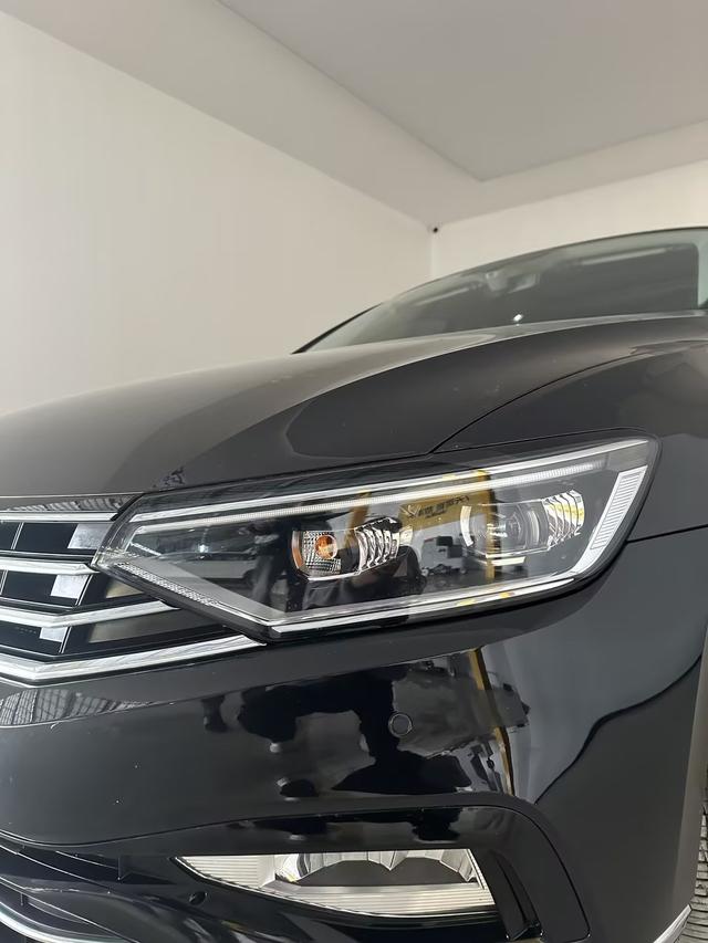 Volkswagen Magotan 2020 330TSI DSG Luxury – фото 19