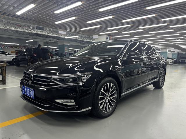 Volkswagen Magotan Модель 2020 года 380TSI DSG Prestige – фото 1