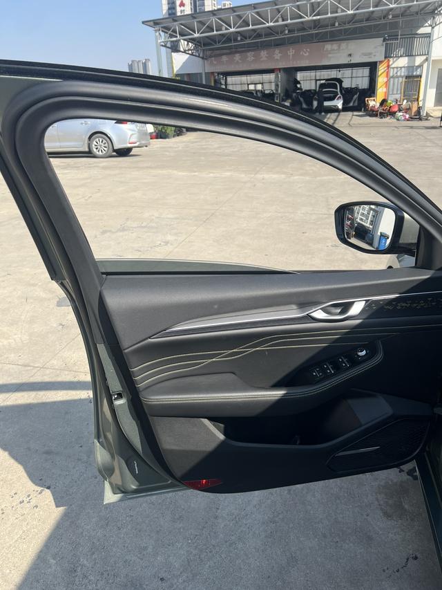 Geely Xingrui 2023 1.5T Fuyao – фото 5