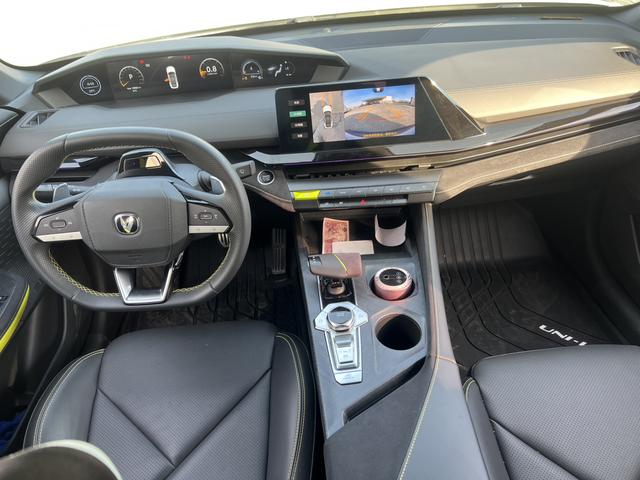 Changan UNI-V 2022 1.5T Sport – фото 10