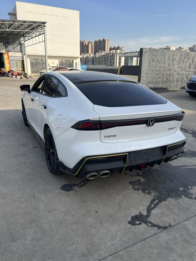Changan UNI-V 2022 1.5T Sport – фото 19