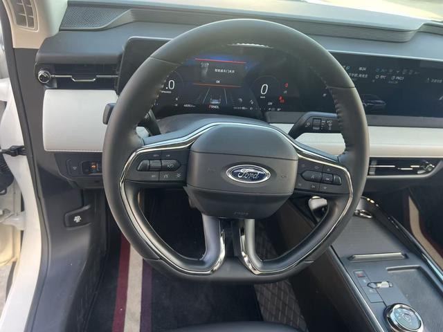 Ford Mondeo 2023 EcoBoost 245 Luxury – фото 7
