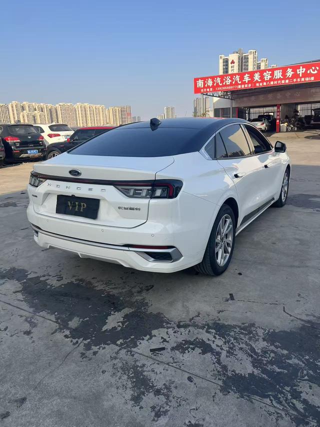 Ford Mondeo 2023 EcoBoost 245 Luxury – фото 17