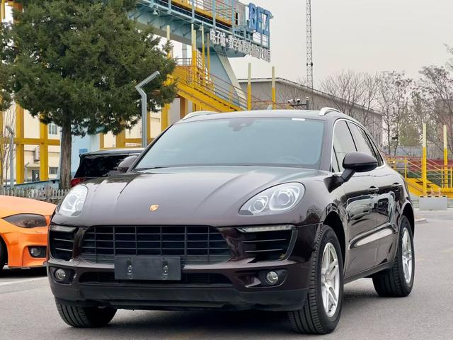 Porsche Macan 2017 Macan 2.0T – фото 1