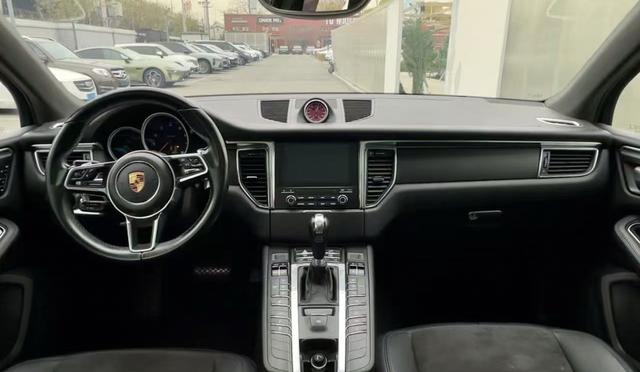 Porsche Macan 2017 Macan 2.0T – фото 5