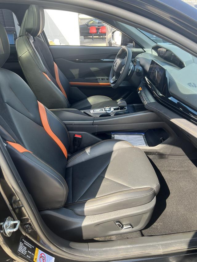 Changan UNI-V 2022 1.5T Sport – фото 11
