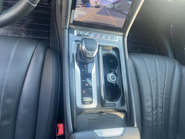 Hongqi H5 2024 2.0T Automatic SmartLink Flag Edition – фото 8