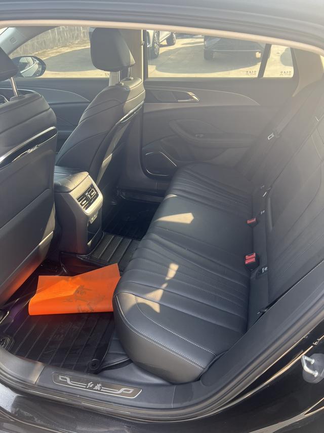 Hongqi H5 2024 2.0T Automatic SmartLink Flag Edition – фото 11