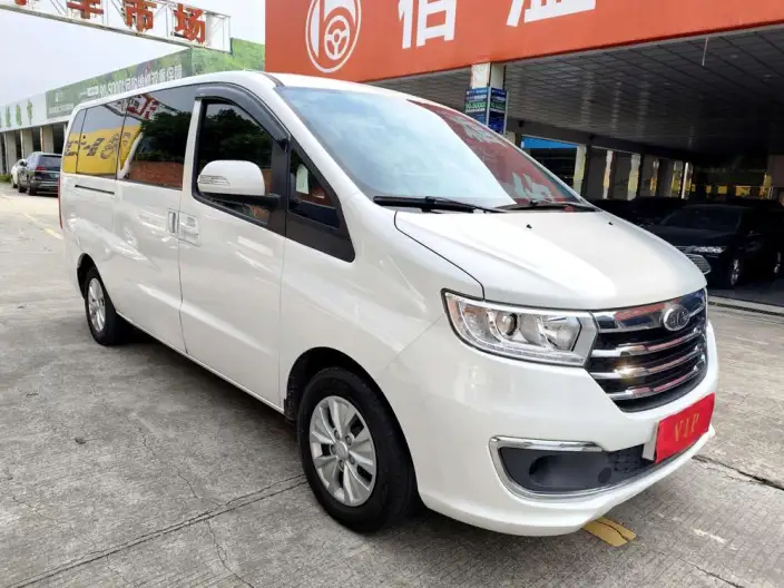 Refine M3 2023 Model PLUS 1.5T 7 seat Zhilian Edition