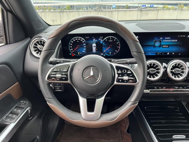 Mercedes-Benz GLB 2023 GLB 220 Dynamic – фото 13