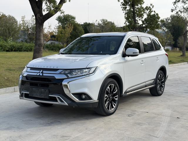 Mitsubishi Outlander 2019 2.0L 2WD Enjoy 7-seat China V – фото 1