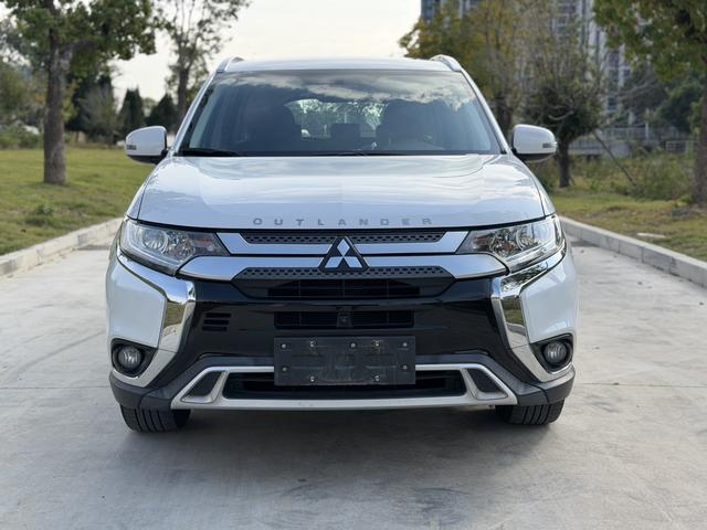 Mitsubishi Outlander 2019 2.0L 2WD Enjoy 7-seat China V – фото 2