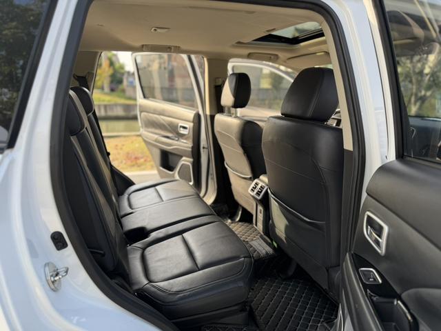 Mitsubishi Outlander 2019 2.0L 2WD Enjoy 7-seat China V – фото 5