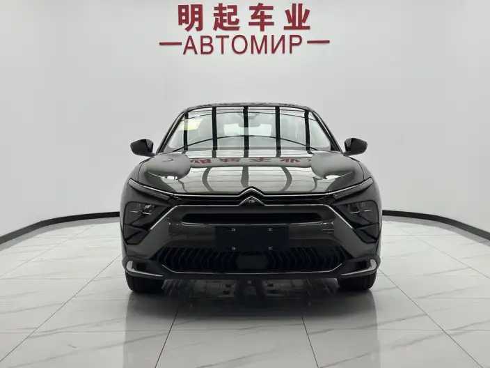 Citroën Versailles C5 X 2026 Model 1.6T Guo Ji Edition