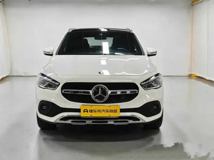 Mercedes-Benz GLA 2023 Model GLA 220 – фото 2