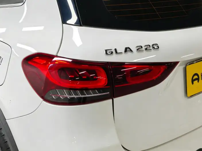 Mercedes-Benz GLA 2023 Model GLA 220 – фото 13