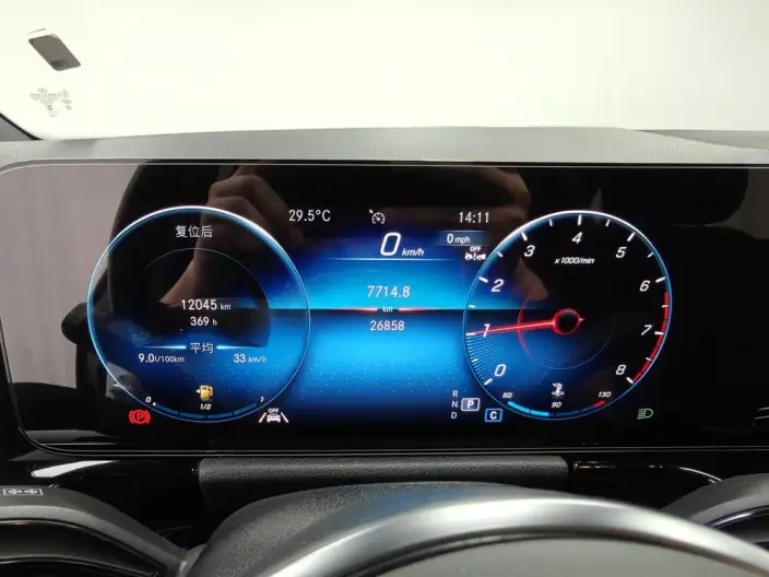 Mercedes-Benz GLA 2023 Model GLA 220 – фото 15