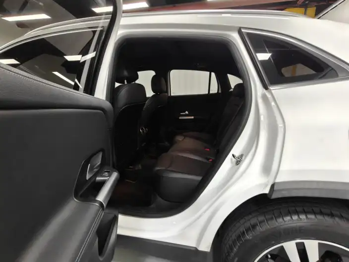 Mercedes-Benz GLA 2023 Model GLA 220 – фото 18