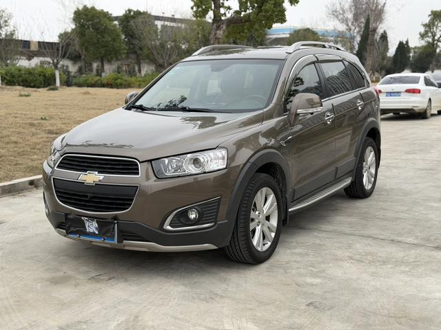 Chevrolet Captiva 2015 2.4L AWD Flagship 7-Seater – фото 1
