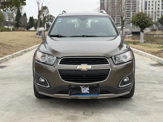 Chevrolet Captiva 2015 2.4L AWD Flagship 7-Seater – фото 2