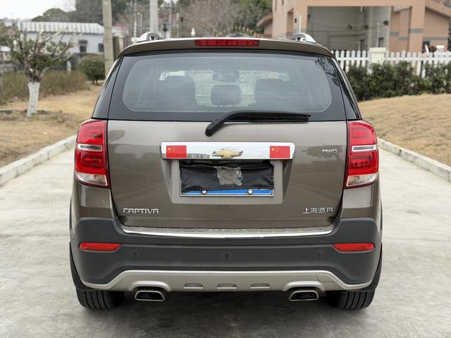 Chevrolet Captiva 2015 2.4L AWD Flagship 7-Seater – фото 9