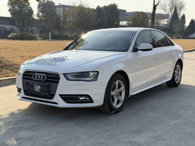 Audi A4L 2015 35 TFSI Automatic Standard – фото 1