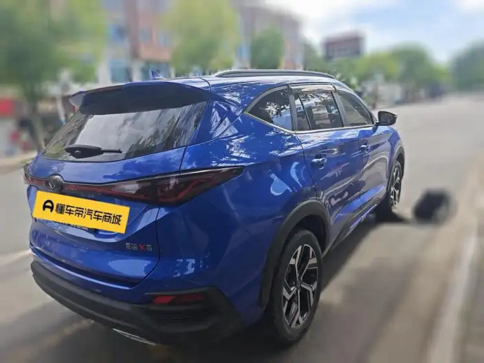 Sehol X8 2021 Model 300T DCT Luxury Zhilian Edition 6 seat