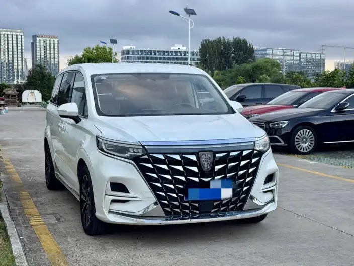 Roewe iMAX8 2023 Model 400TGI Comfort Edition
