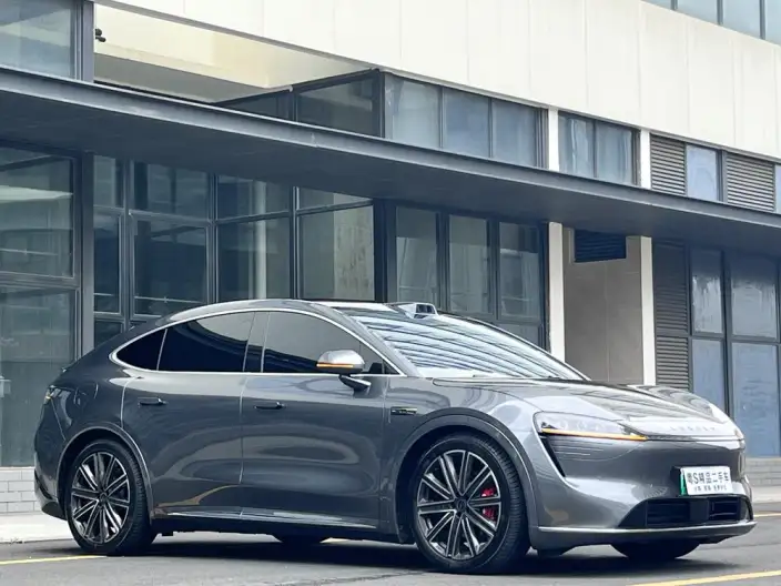 Luxeed R7 2025 Model Extended Range 53.4kWh Ultra 4WD Edition