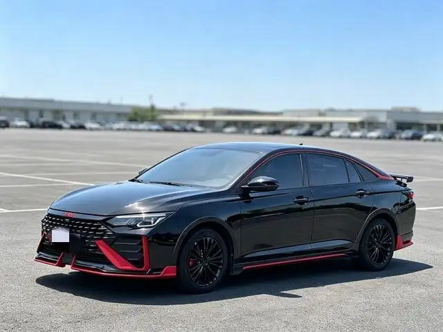Yixuan Max 2022 Model 1.5T Dark Night Edge Edition