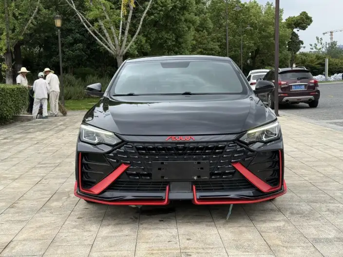 Yixuan Max 2022 Model 1.5T Dark Night Edge Edition