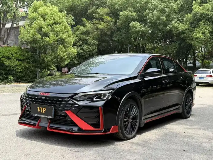 Yixuan Max 2022 Model 1.5T Dark Night Edge Edition