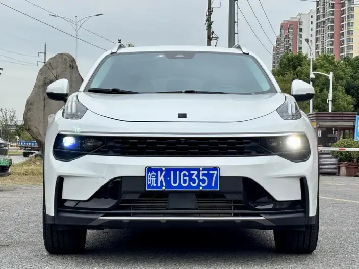 Lynk & Co 01 2021 Model 2.0TD 2WD Model Pro