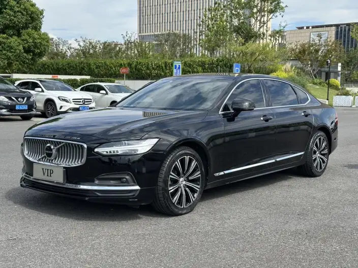 Volvo S90 2021 Model B5 Smart Range Deluxe Edition