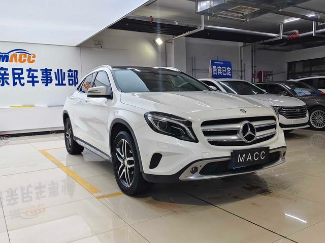 Mercedes-Benz GLA 2017 GLA 220 4MATIC Fashion – фото 3