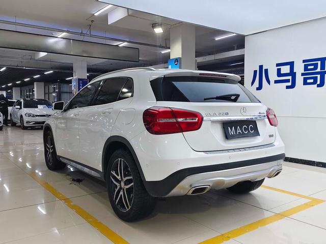 Mercedes-Benz GLA 2017 GLA 220 4MATIC Fashion – фото 7