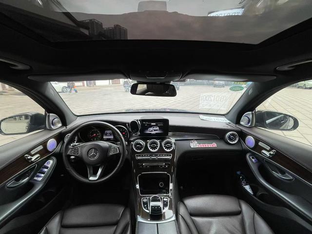 Mercedes-Benz GLC 2017 GLC 260 4MATIC Luxury – фото 7