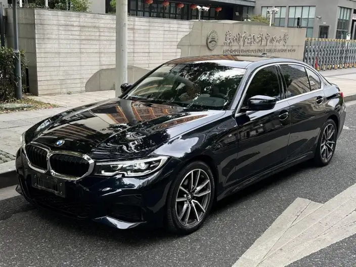 BMW 3 Series 2022 Model 325Li M Sports Set