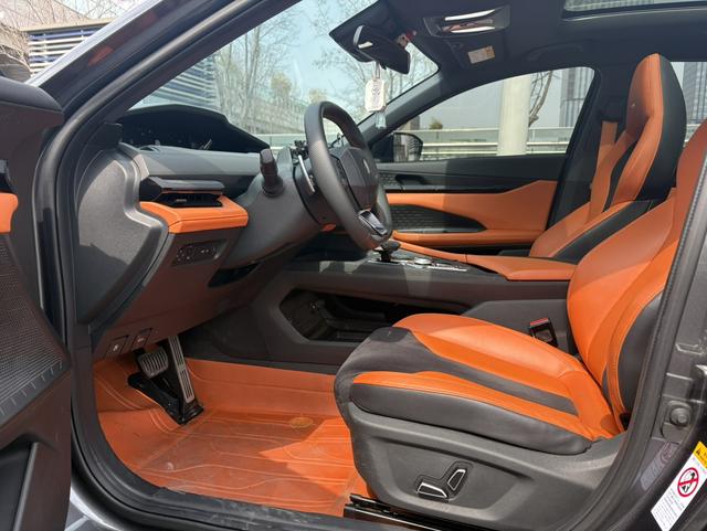 Changan UNI-V 2023 1.5T Sport – фото 4