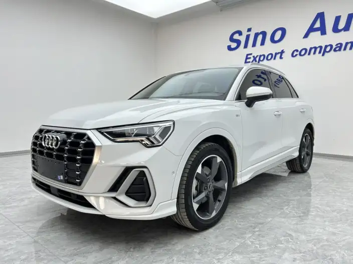 AUDI Q3 2022 Model 35 TFSI Fashion Dynamic Model