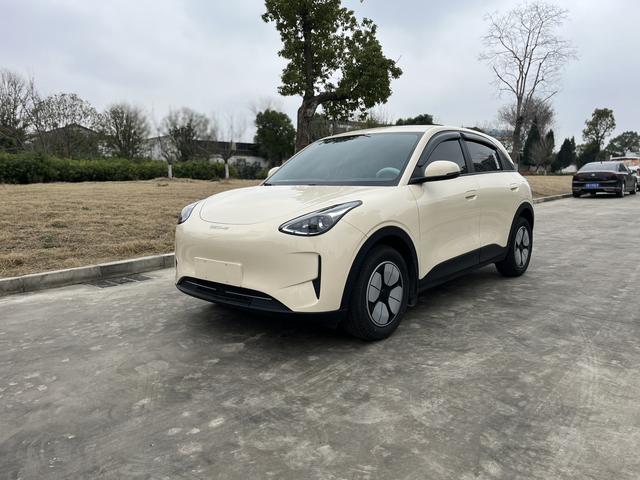 Geely Galaxy StarWish 2025 Model 3 10km Youth Edition – фото 1