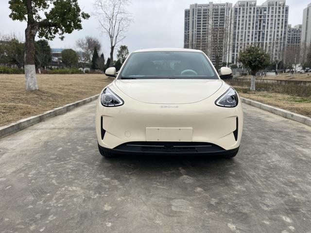Geely Galaxy StarWish 2025 Model 3 10km Youth Edition – фото 2