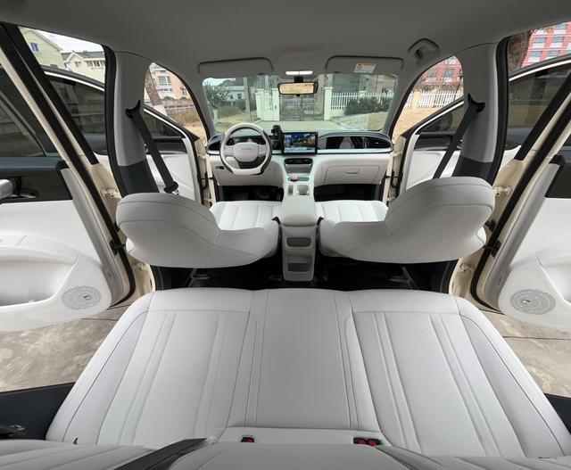 Geely Galaxy StarWish 2025 Model 3 10km Youth Edition – фото 7