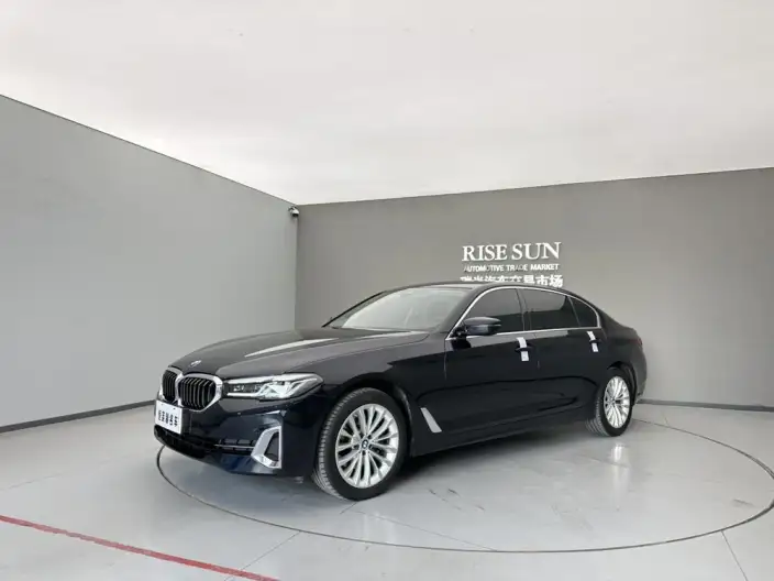 BMW 5 Series 2022 Model Facelift II 525Li Luxury Set