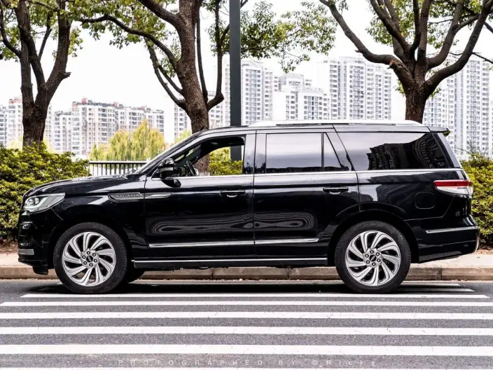 Lincoln Navigator 2022 Model 3.5T Zunyao Edition