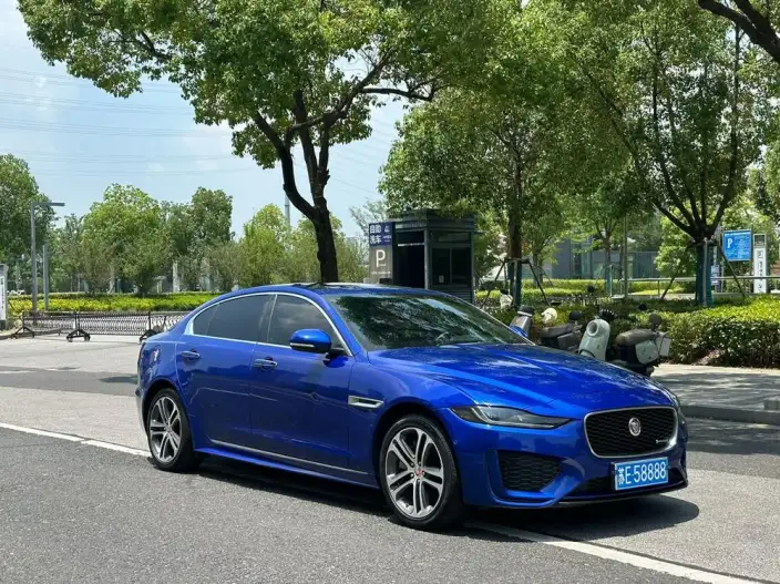 Jaguar XE L 2021 Model 2.0T 200PS R-DYNAMIC Youth Sports Edition