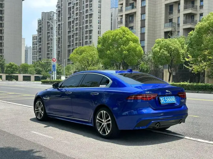 Jaguar XE L 2021 Model 2.0T 200PS R-DYNAMIC Youth Sports Edition
